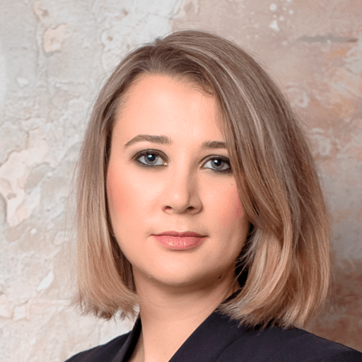 Ника Суслова